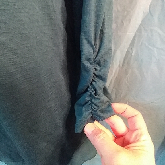 Women's Top Emerald Plus Knit Chiffon-Trim - Picture 4 of 6